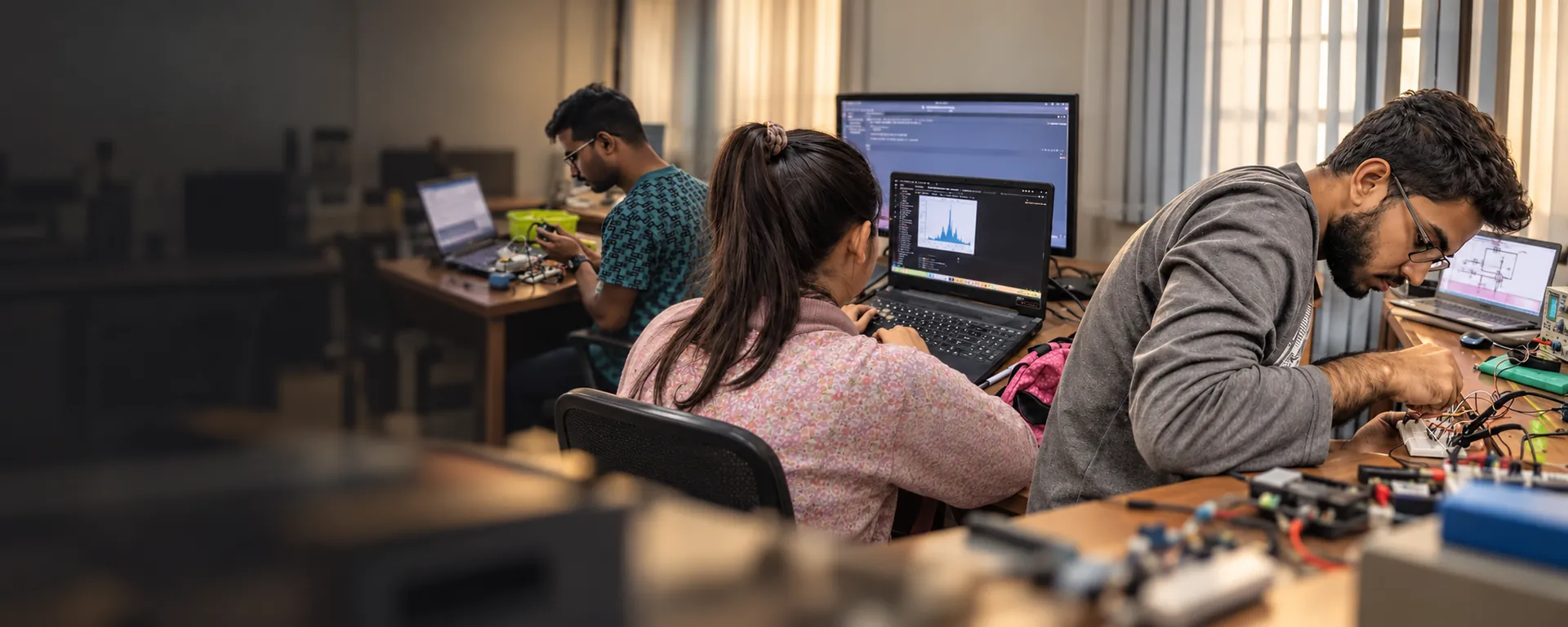 Research activities based on MAIM Lab's original lab photographs